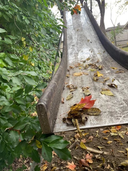 D612 Abandoned ca 1950.jpg