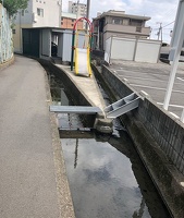 Tight Squeeze