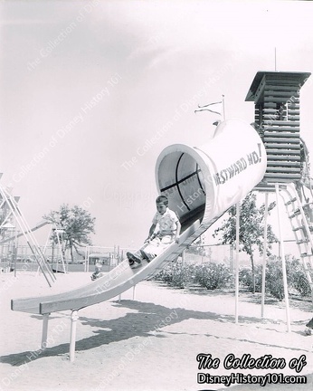 Holidayland3
