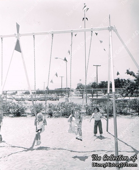 Holidayland2