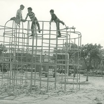 Disneyland Hotel Ca 1958 3