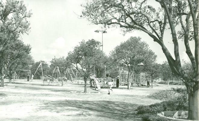 Disneyland Hotel Ca 1958