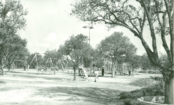 Disneyland Hotel Ca 1958