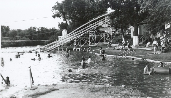 Med-Park-Bath-Lake-1950s