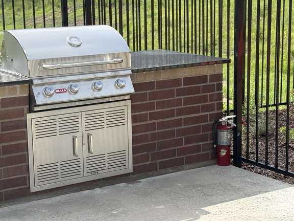 6469 Lonestar Gas Grill